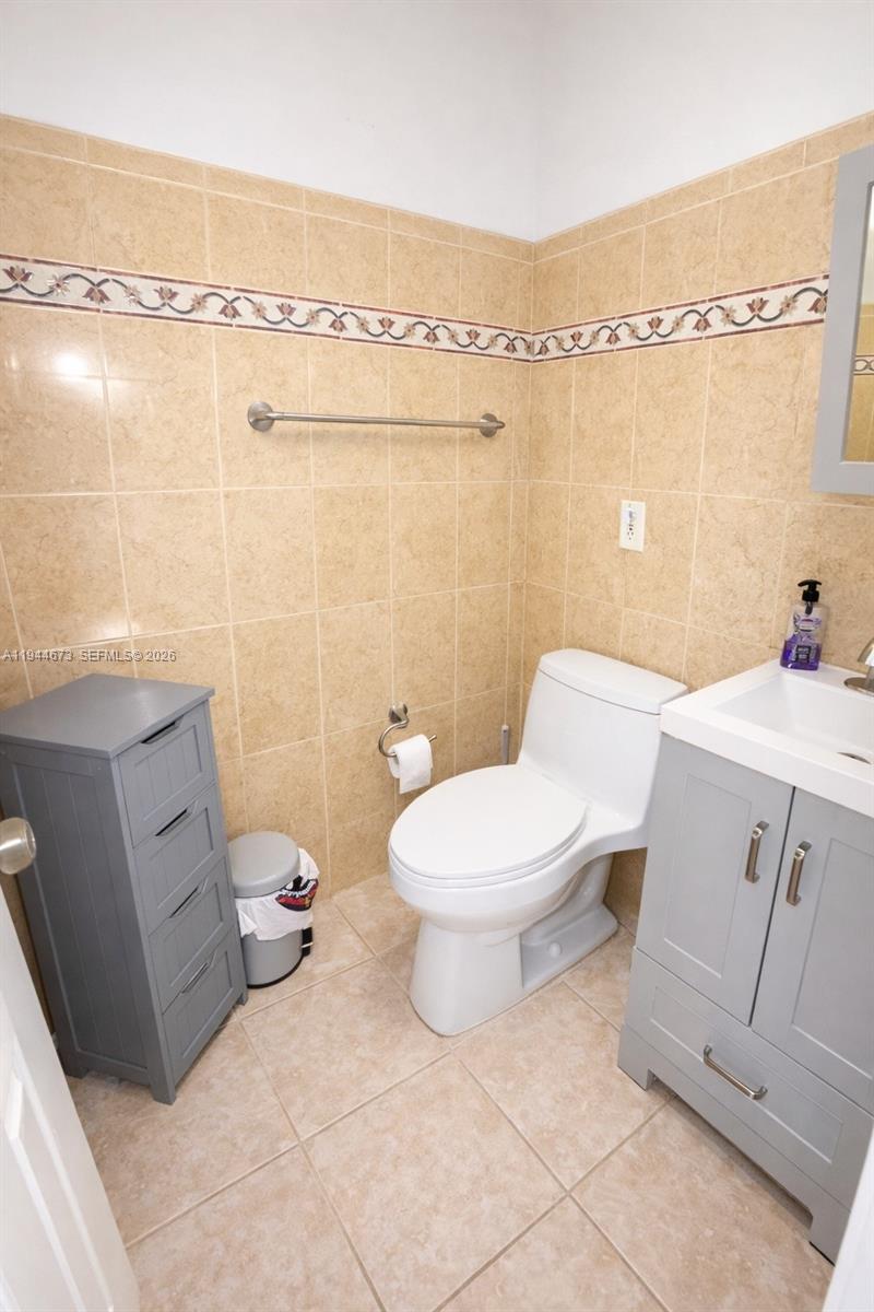 Sweetwater Condo: 11333 Southwest 7th Terrace