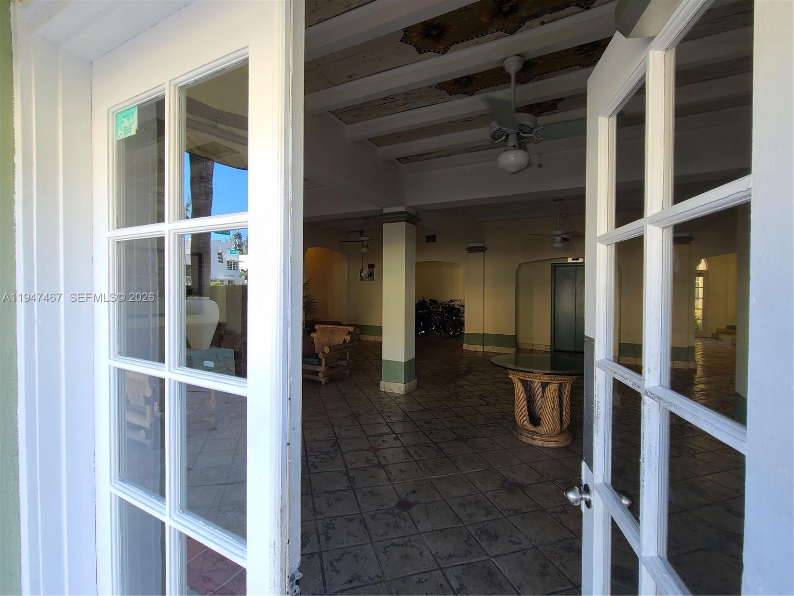 Miami Beach Condo: 900 16th Street