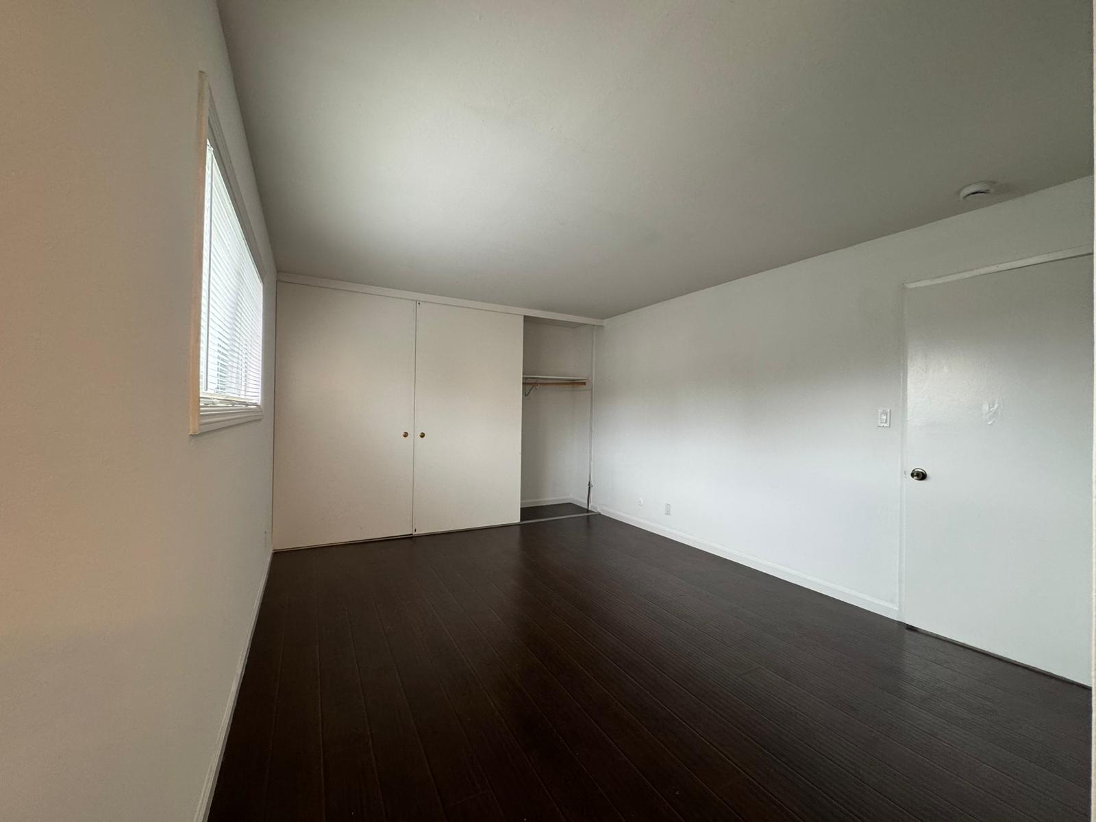 Oakland Apartment: 3232 14th Ave
