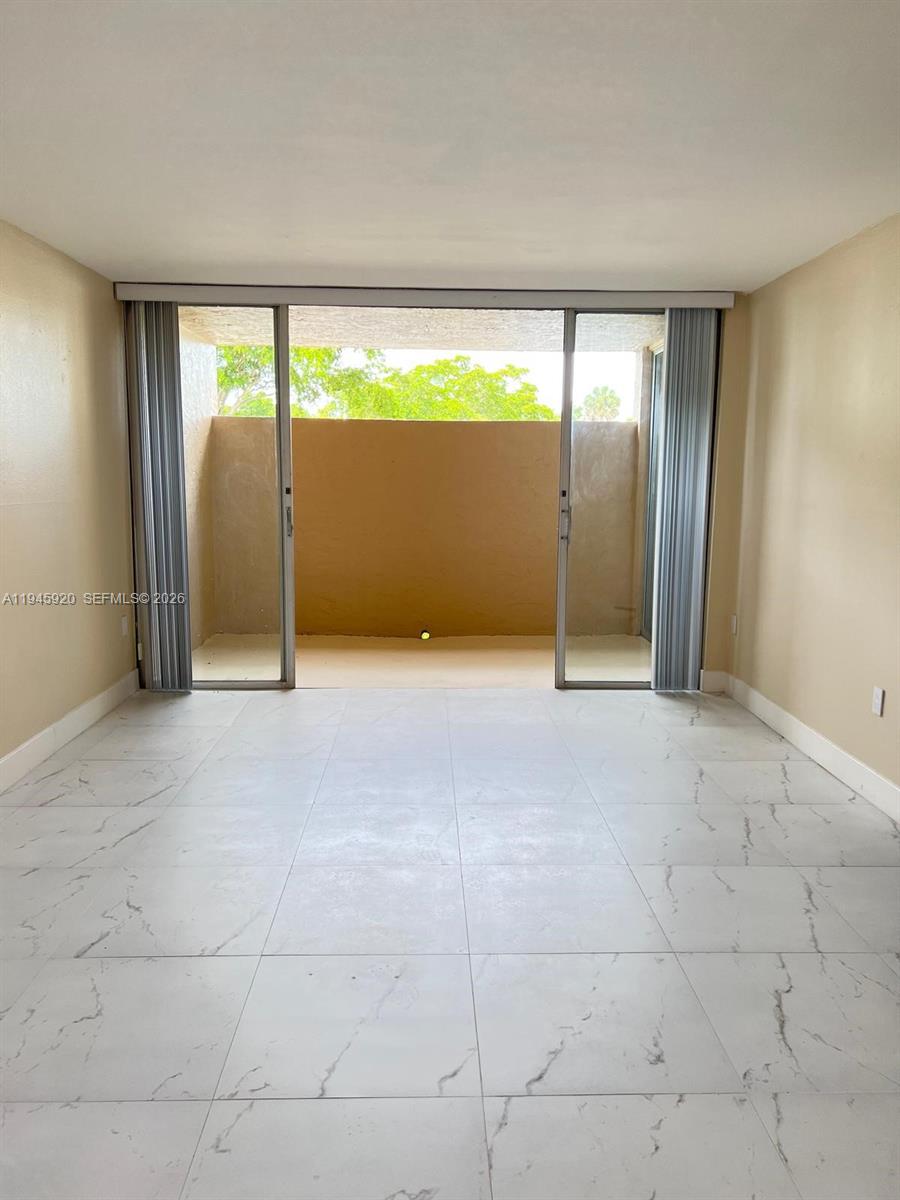 Miami Condo: 10801 Southwest 109th Court