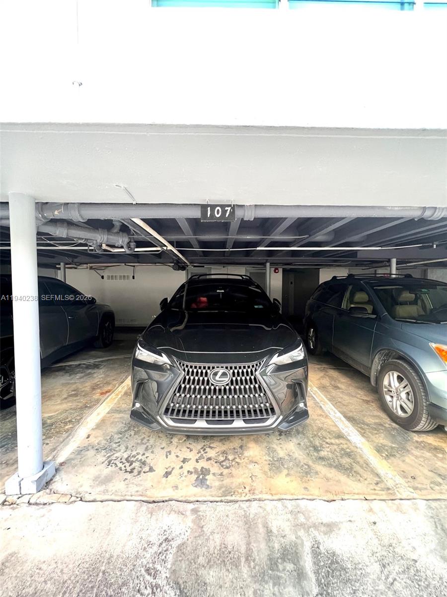 Bal Harbour Condo: 10178 Collins Avenue