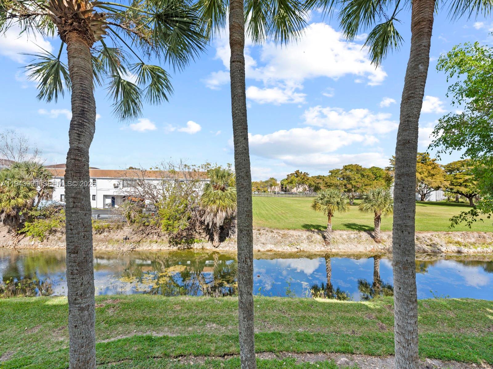 Miami Condo: 10825 Southwest 112th Avenue