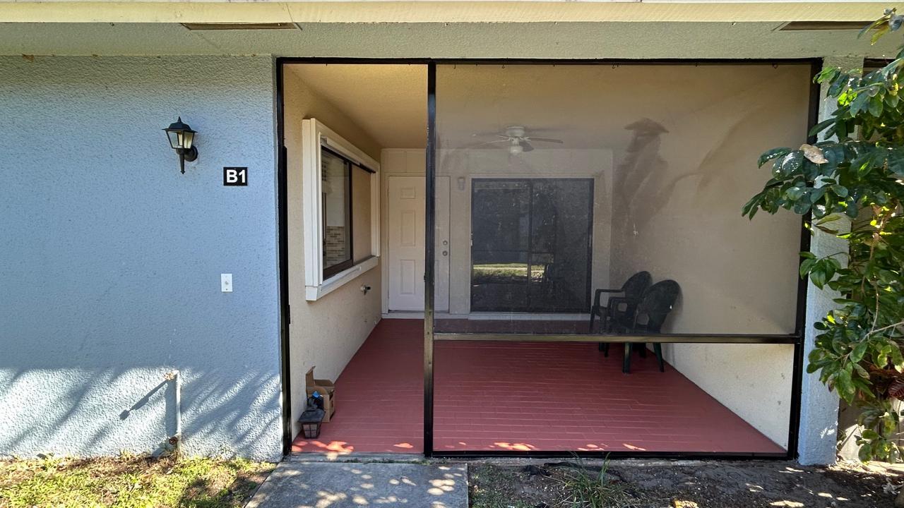 Lake Park Condo: 761 Park Avenue