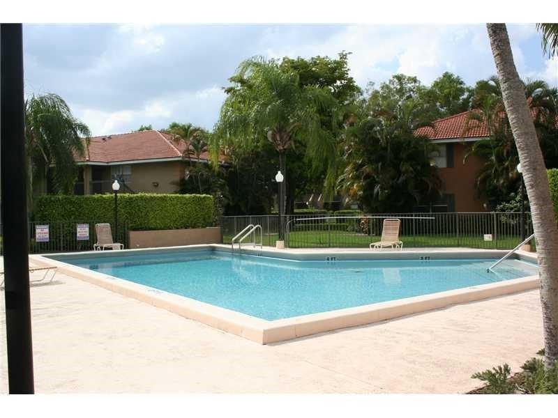 Pembroke Pines Condo: 767 Northwest 104th Avenue