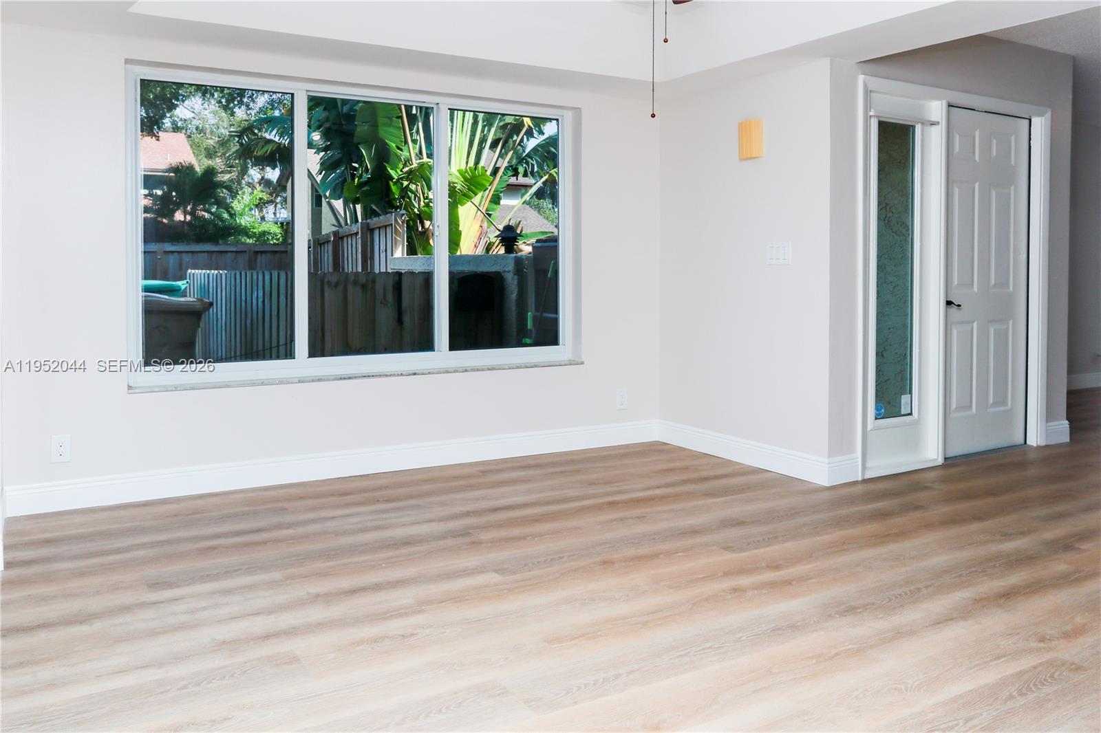 Davie Condo: 8320 Southwest 39th Court