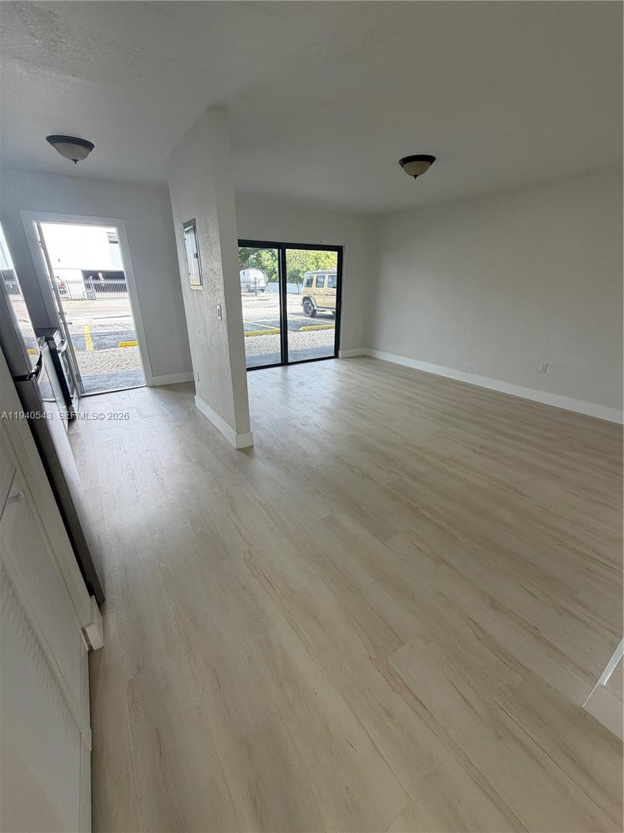 North Miami Condo: 600 Northeast 142nd Street