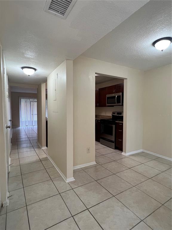 Brandon Condo: 1428 Highland Ridge Circle