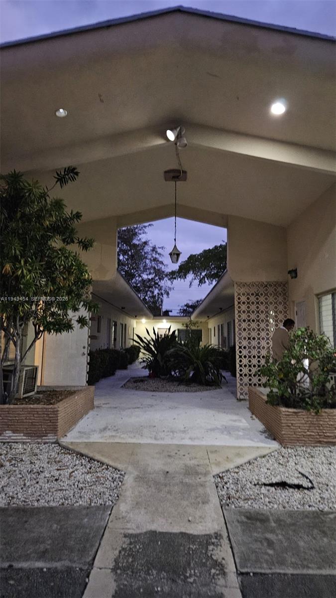 North Miami Condo: 1270 Northeast 139th Street