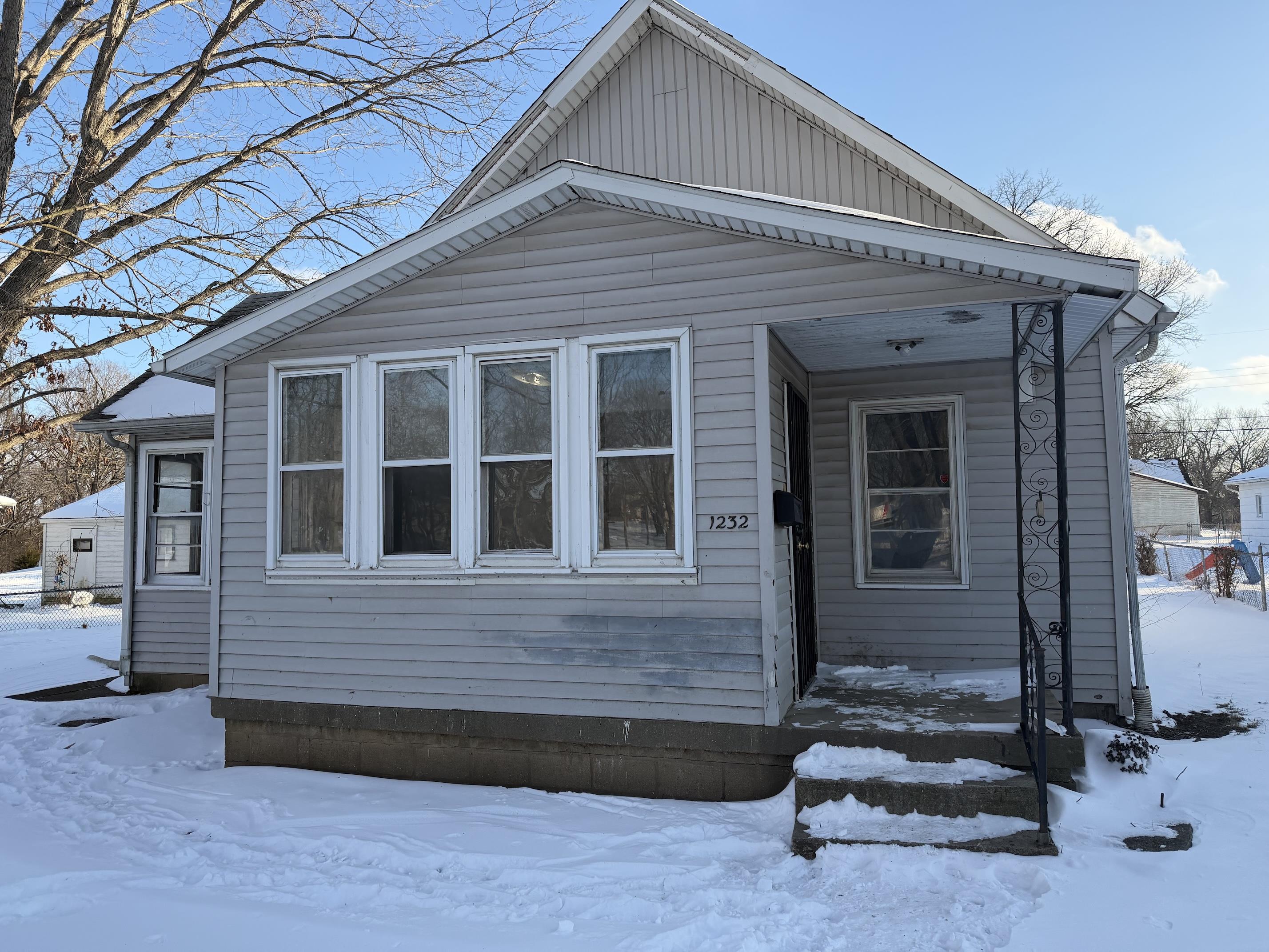 Danville House: 1232 Freeman