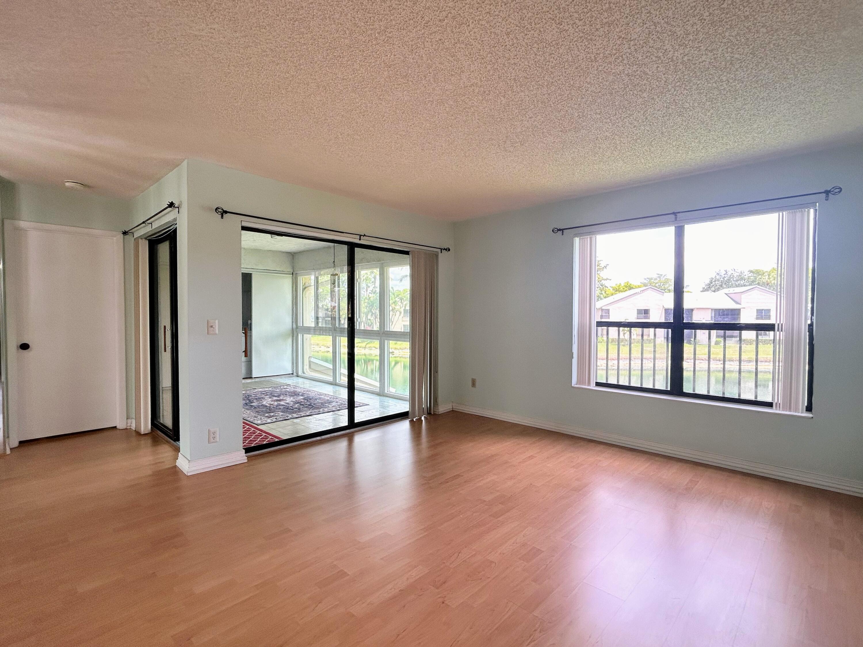 Coconut Creek Condo: 3400 Northwest 47th Avenue