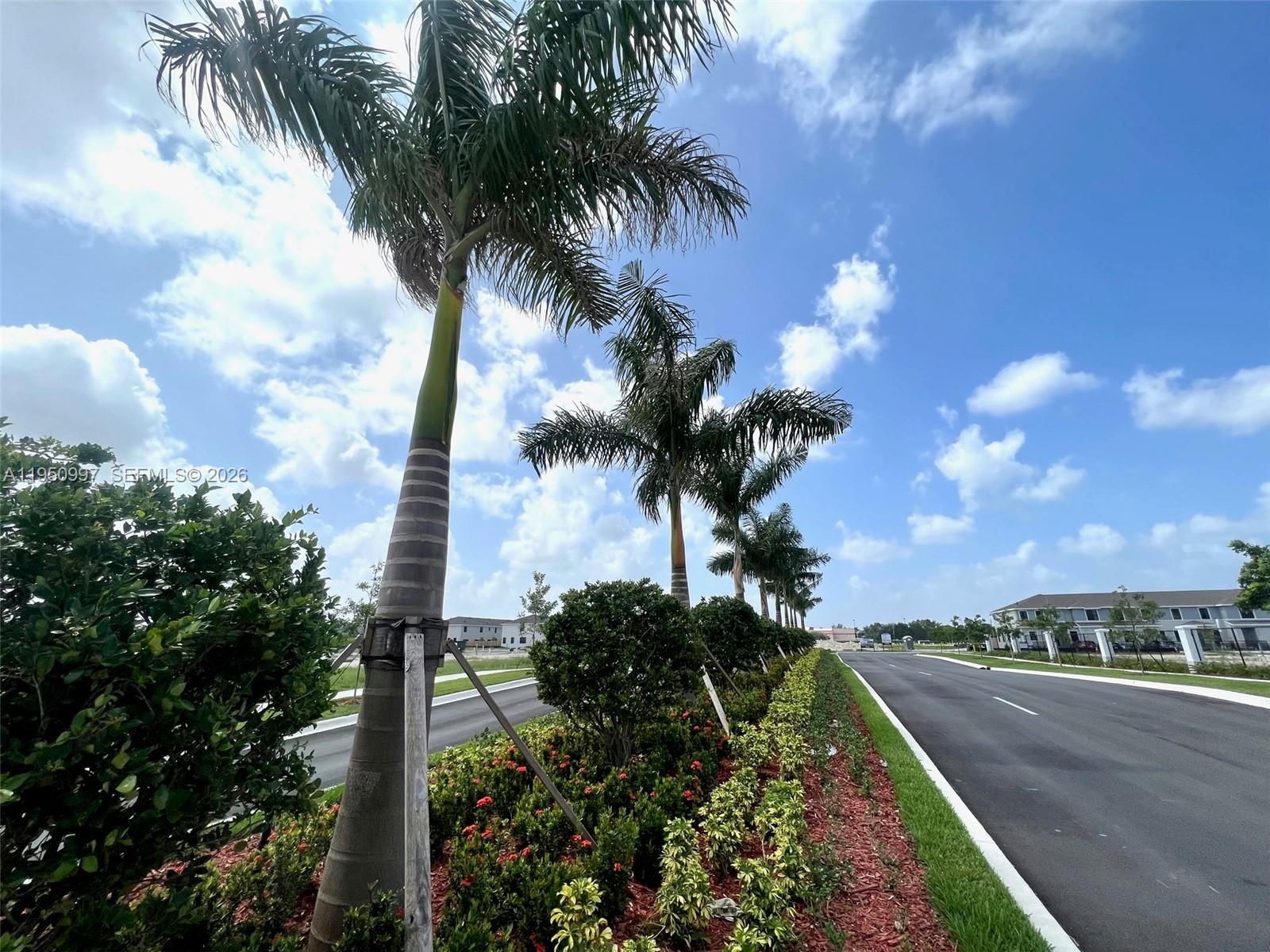 Florida City Condo: 429 Northeast 12th Street