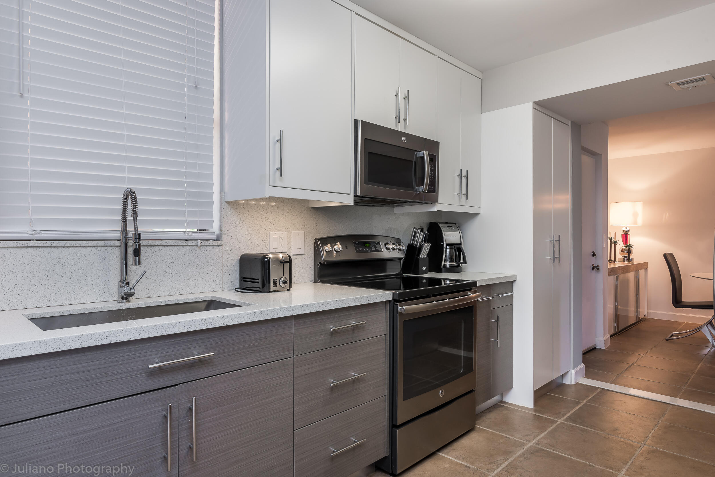 Delray Beach Condo: 2255 Lindell Boulevard