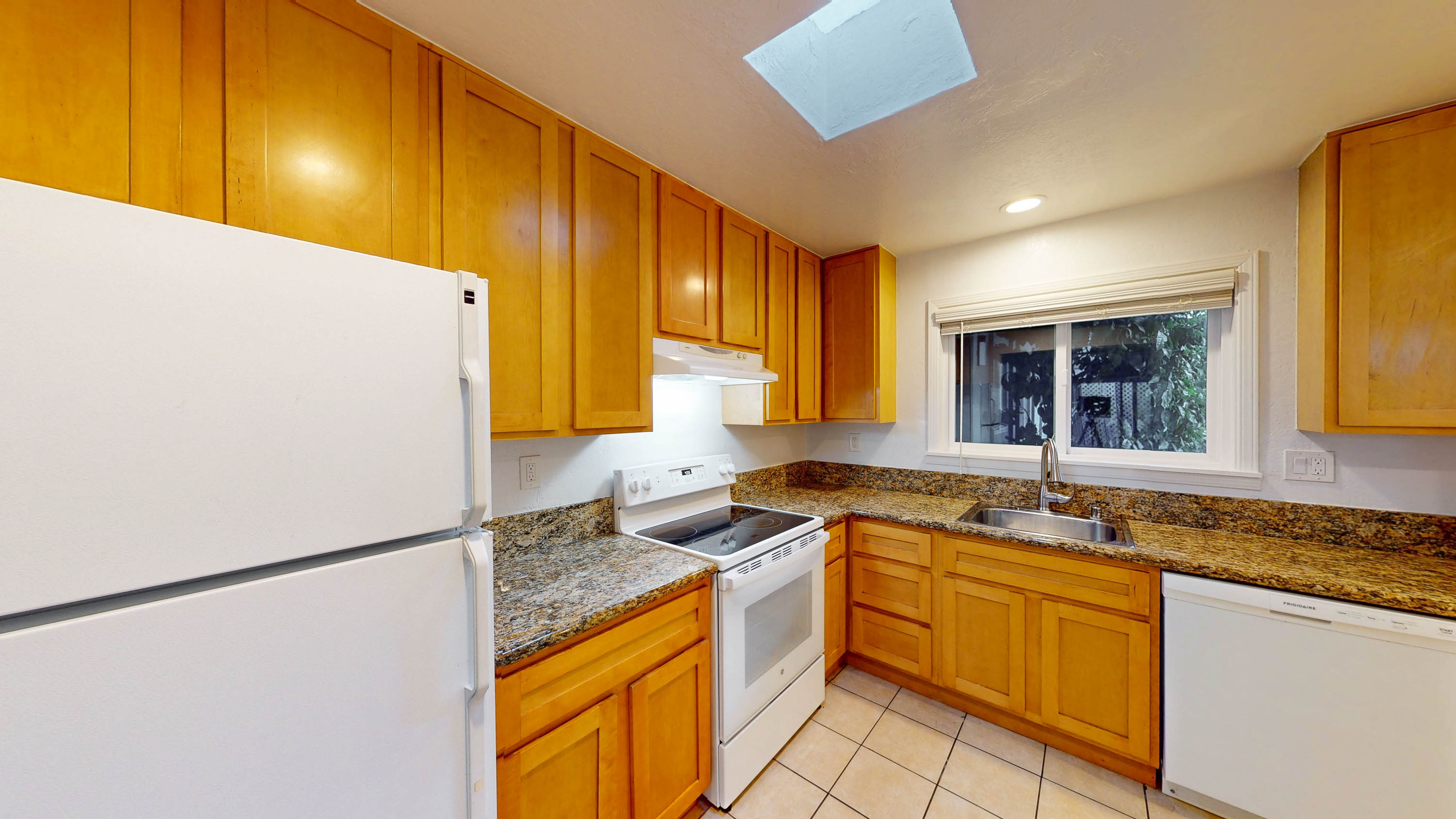 San Anselmo Condo: 100 Sycamore Ave
