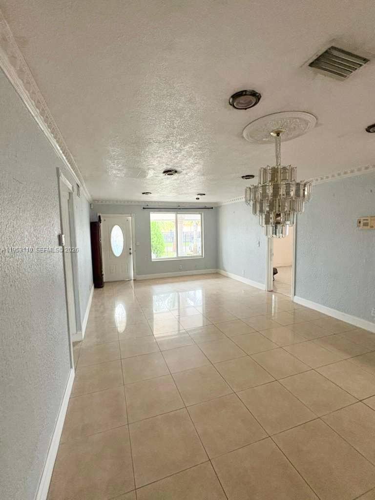 Deerfield Beach Condo: 221 Northwest 40th Street