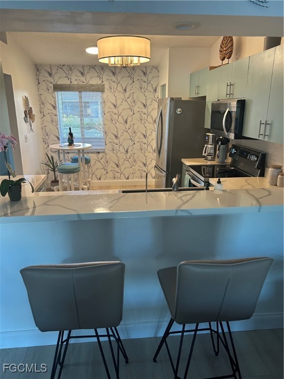 Naples Condo: 875 New Waterford Drive