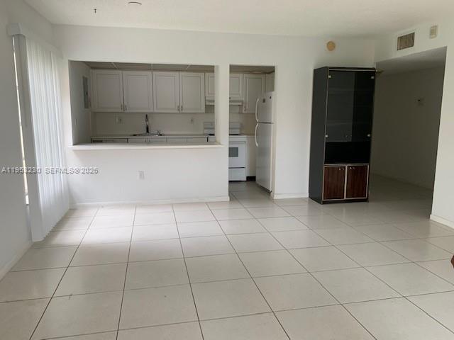 Hialeah Condo: 17650 Northwest 68th Avenue