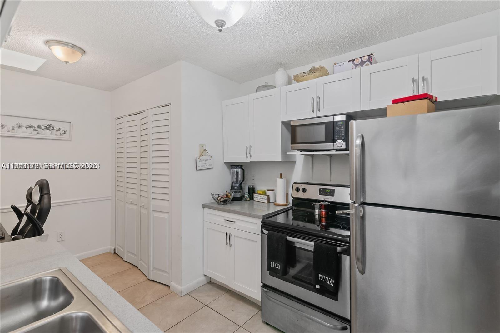 Hialeah Condo: 18348 Northwest 68th Avenue