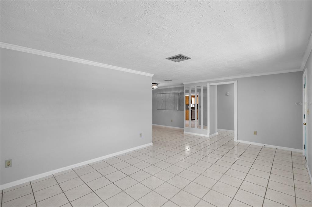 Seminole Condo: 11095 56th Avenue North