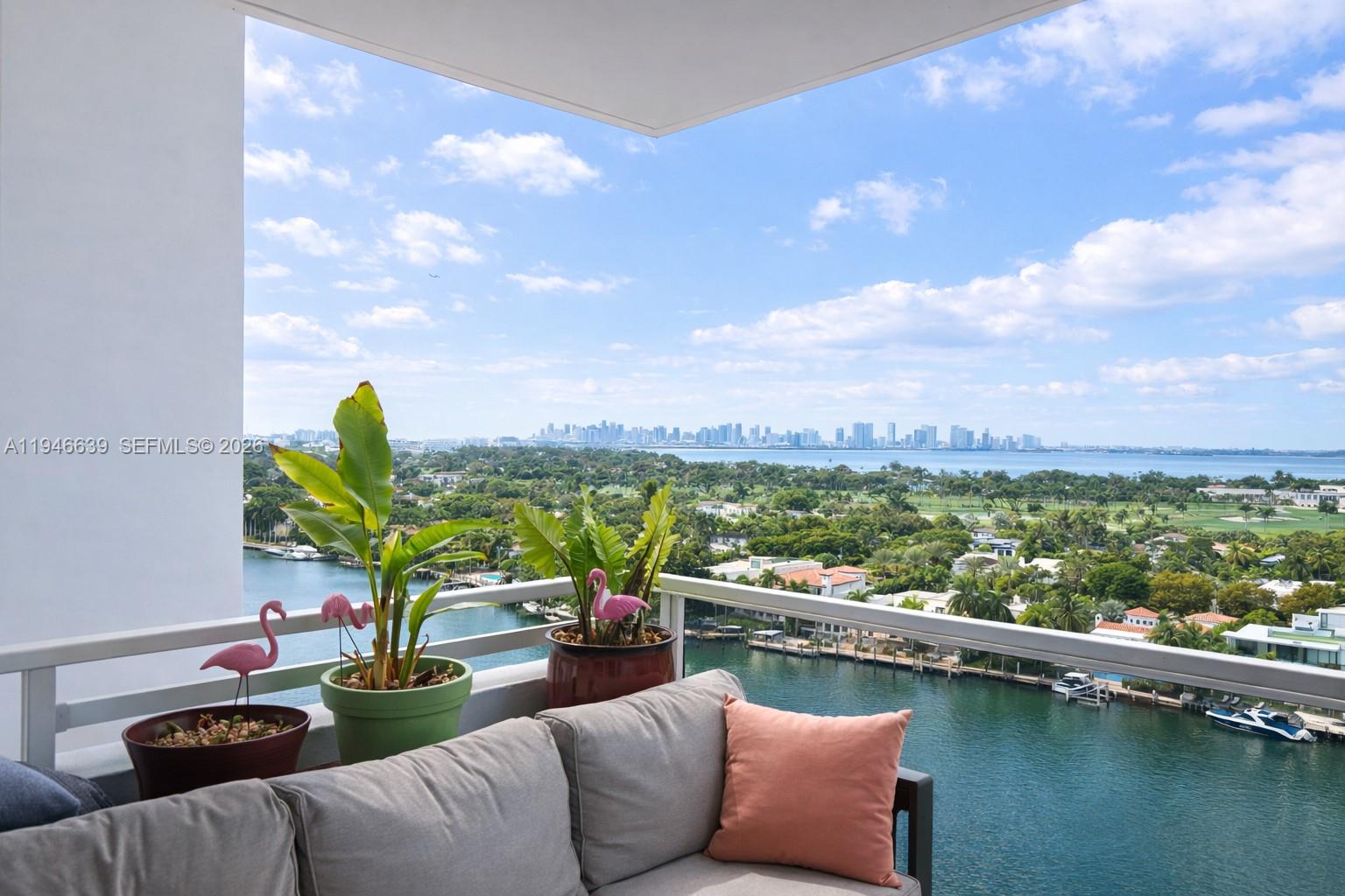 Miami Beach Condo: 5700 Collins Avenue