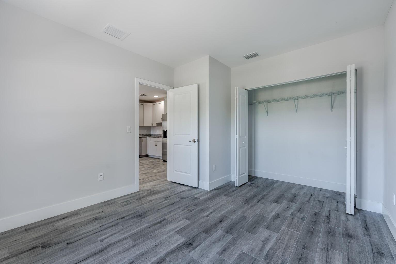 West Palm Beach Condo: 1119 Osceola Drive