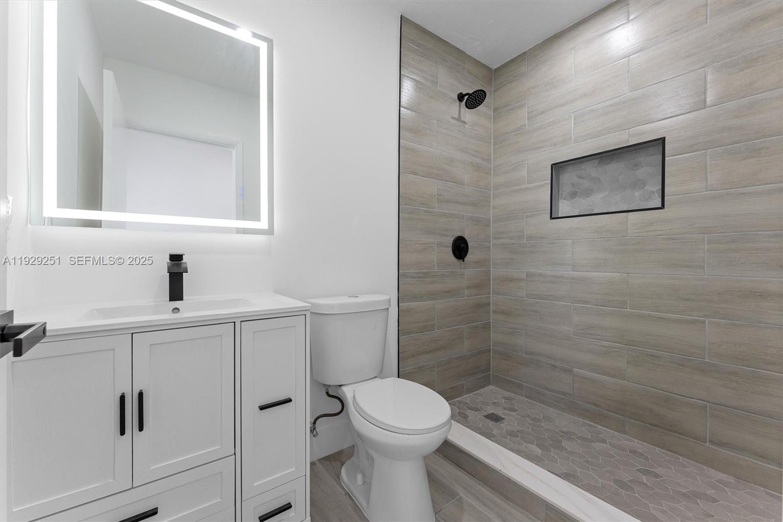 Sunrise Condo: 2610 Northwest 83rd Avenue