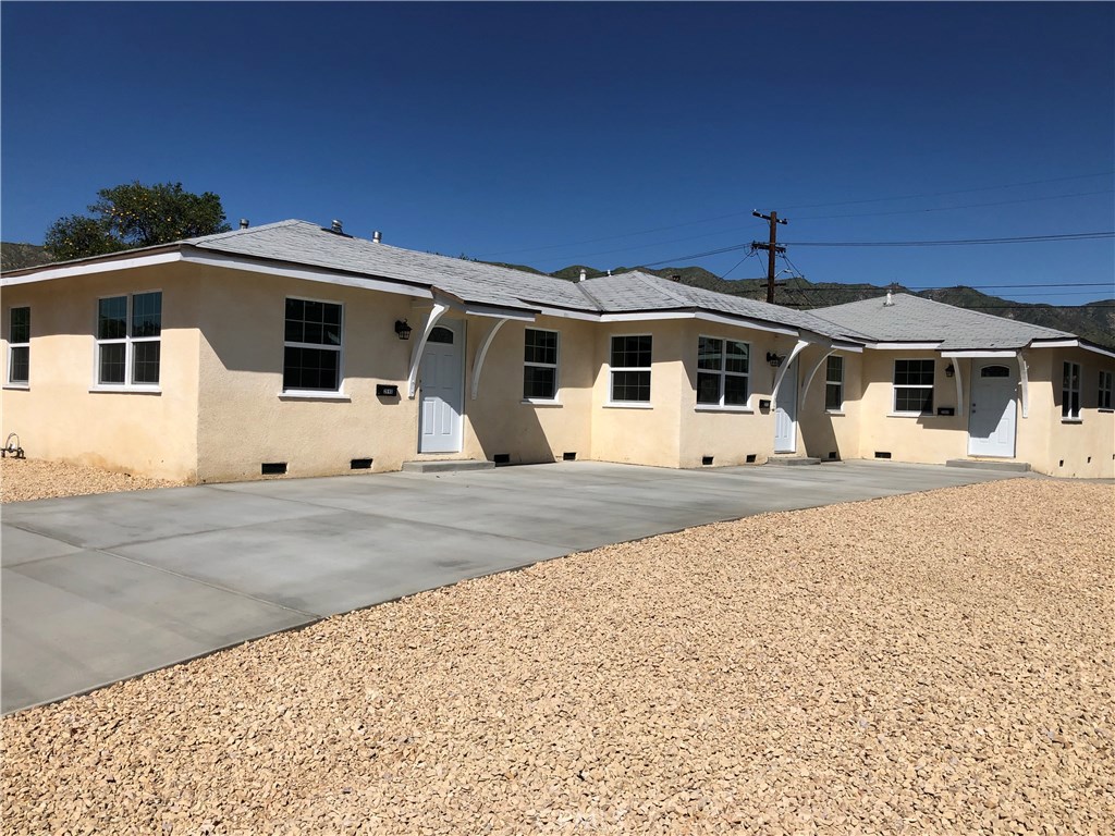 Burbank Condo: 2640 North Frederic Street