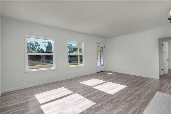 Granada Hills Condo: 17503 Kingsbury Street