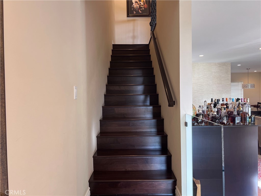 Burbank Condo: 7767 Vía Rosa Maria