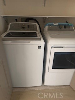 Los Angeles Condo: 152 Mariposa Avenue