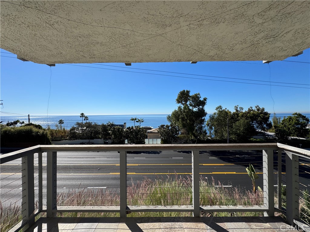 Laguna Beach Condo: 222 Arch Street