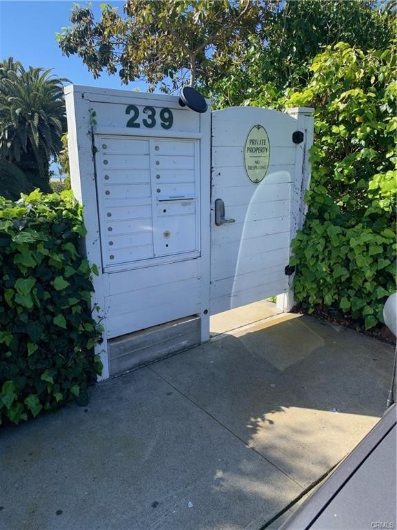 Laguna Beach Condo: 239 Lower Cliff Drive