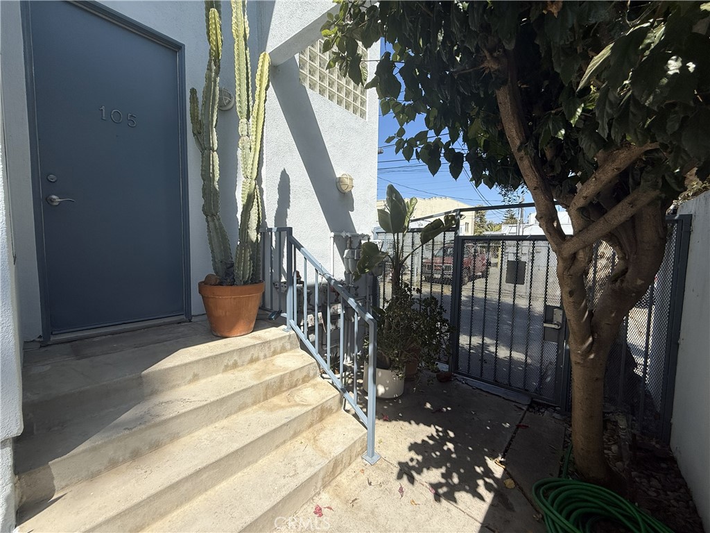 Santa Monica Condo: 1937 Euclid Court