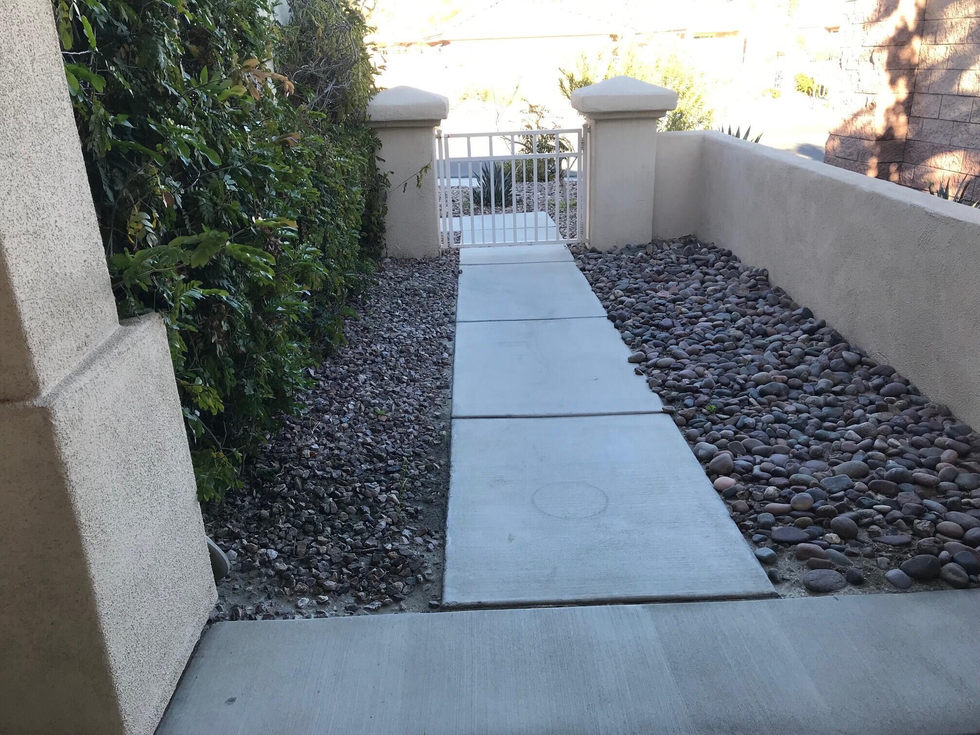 Palm Desert Condo: 78491 Glastonbury Way