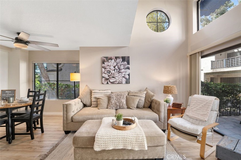 Agoura Hills Condo: 5704 Skyview Way