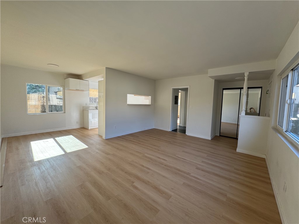 South Gate Condo: 8659 Chestnut Avenue