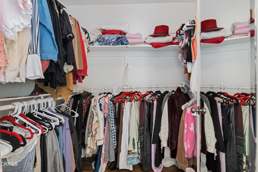 Santa Paula Condo: 815 Vista Grande Drive