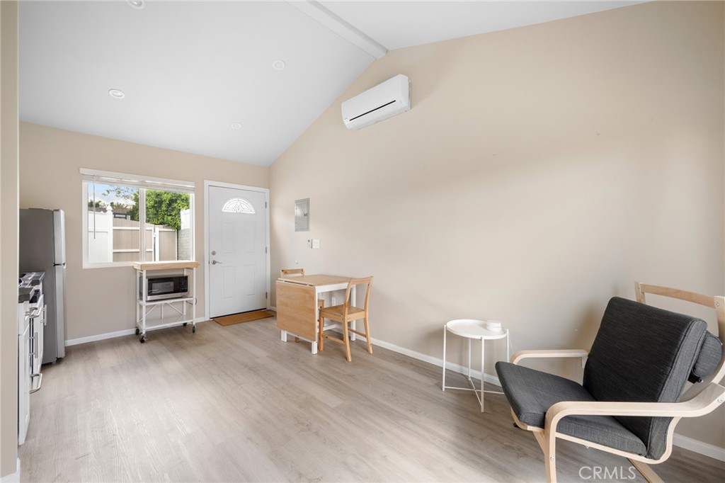 Glendale Condo: 1816 Hillside Drive