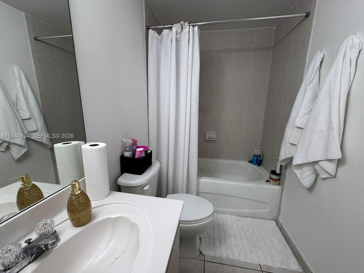 Doral Condo: 7280 Northwest 114th Avenue