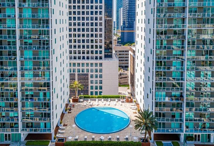 Miami Condo: 500 Brickell Avenue