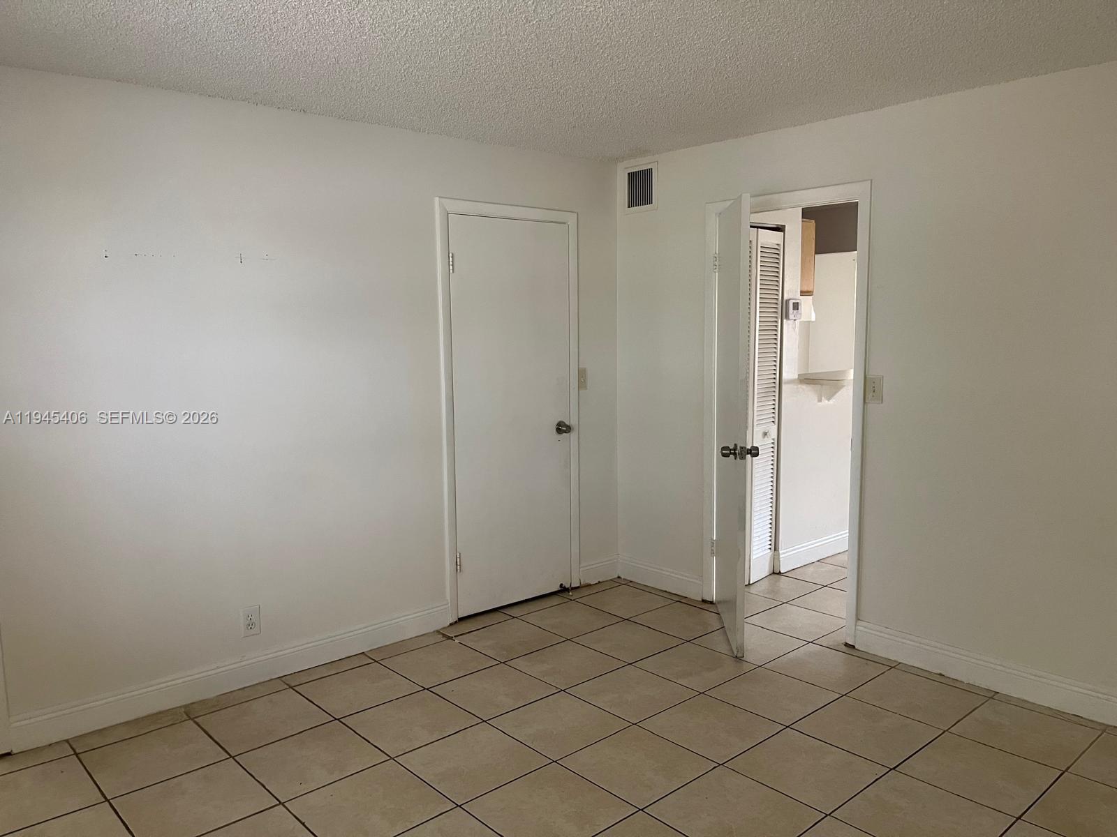 Oakland Park Condo: 95 Northeast 41st Street
