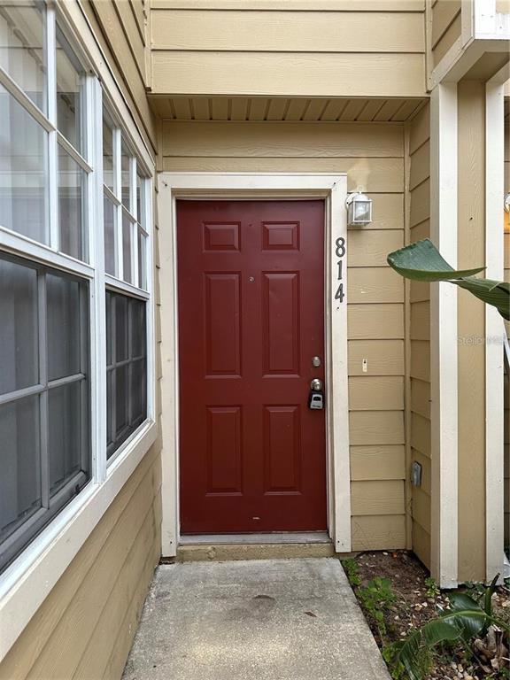 Davenport Condo: 814 Washington Palm Loop