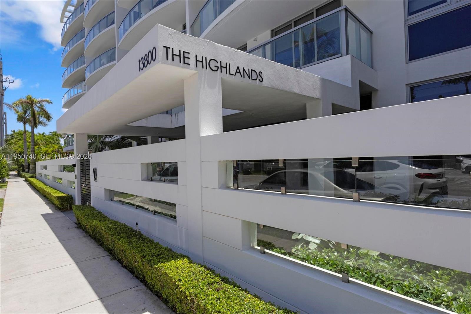 North Miami Beach Condo: Arch Creek Highlands