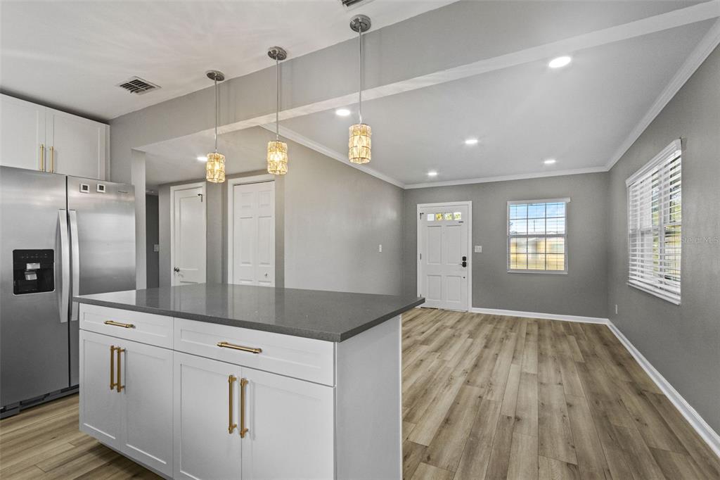 Tampa Condo: 2302 South Thixton Court