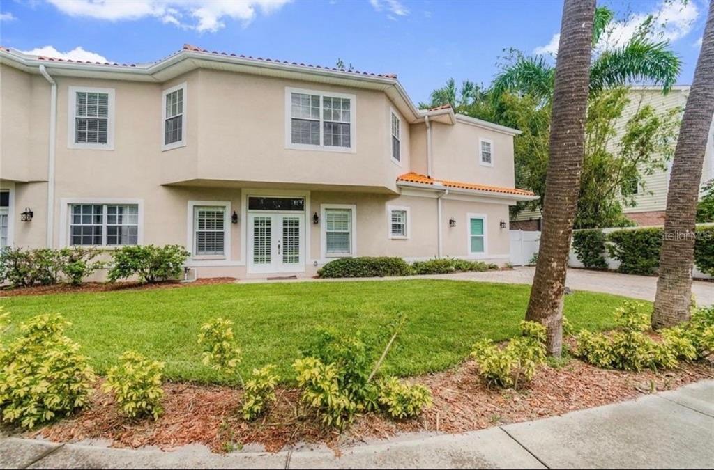 Tampa Condo: 131 South Arrawana Avenue
