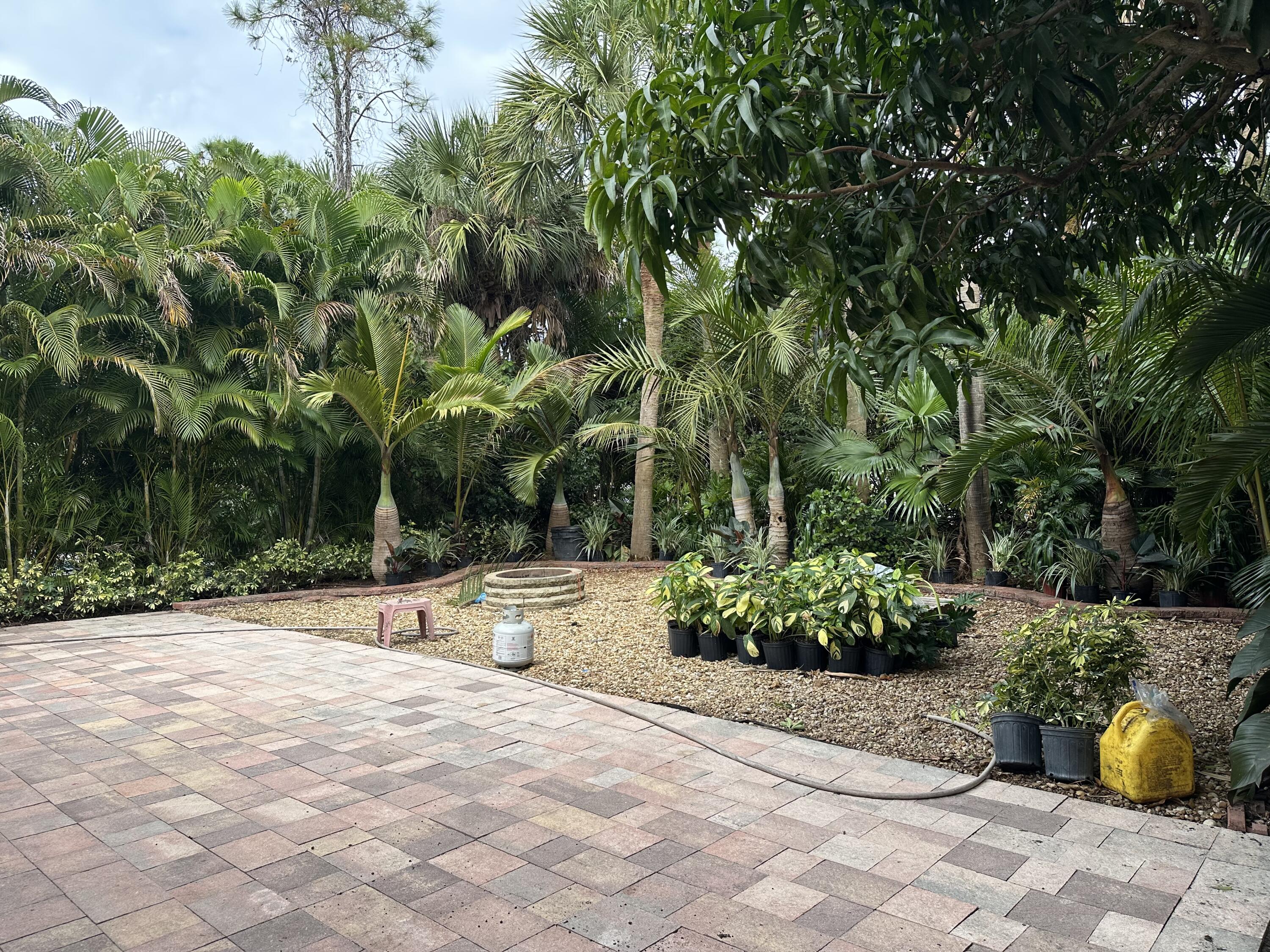 Hobe Sound Condo: 5785 Southeast Crooked Oak Avenue