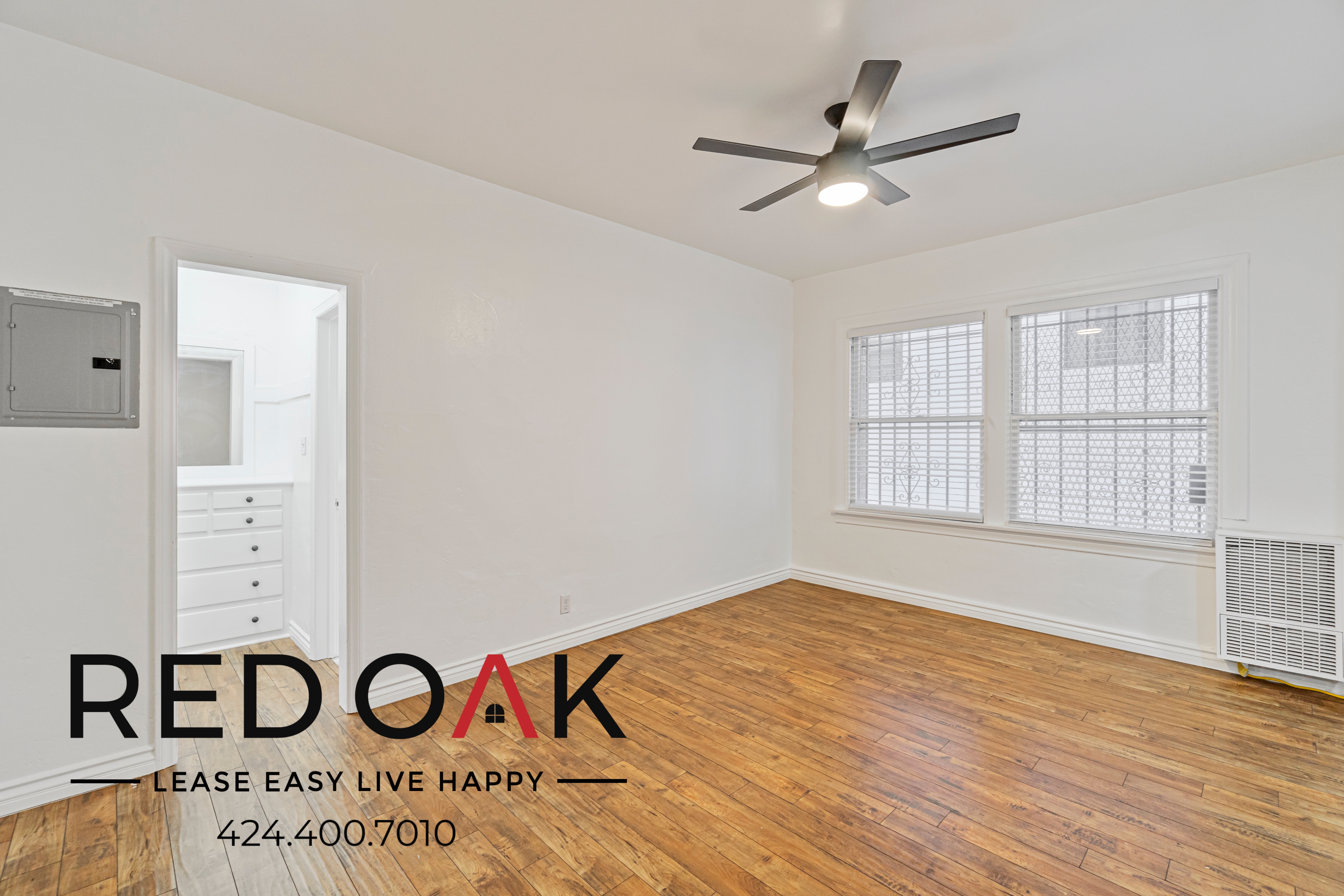 Los Angeles Condo: 1412 N Kinglsey Dr