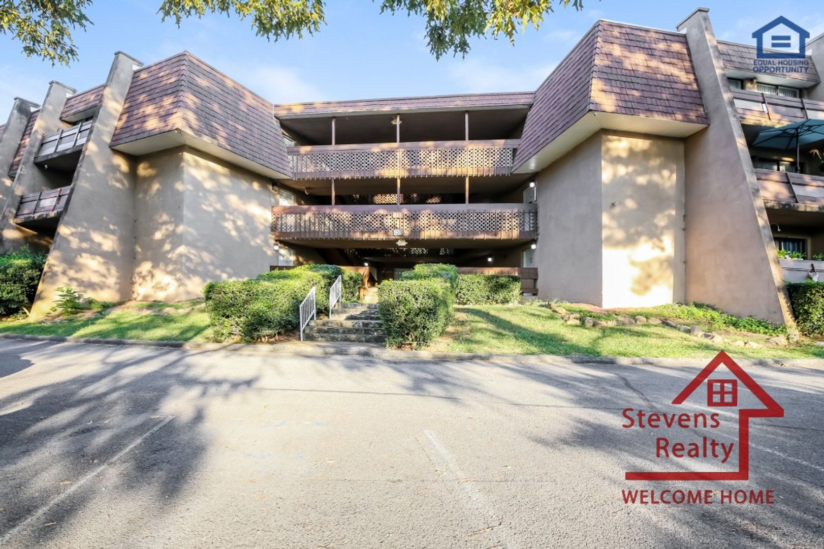 Chattanooga Apartment: 915 S Seminole Dr