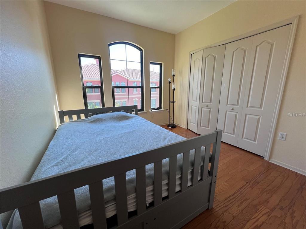 Clearwater Condo: 2730 Via Tivoli