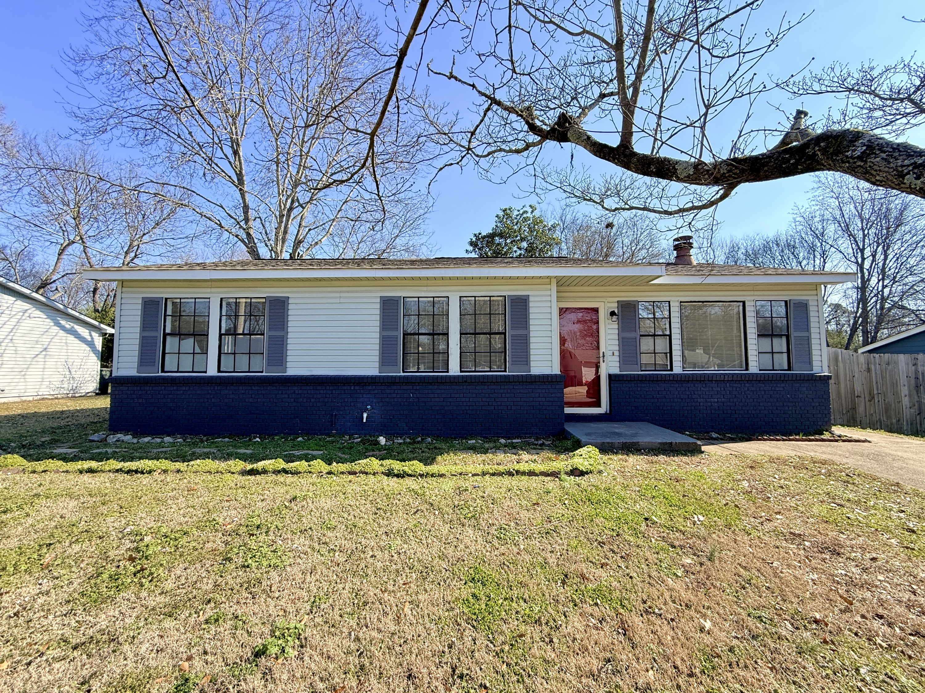 Huntsville House: 14011 Mariellen Rd SW