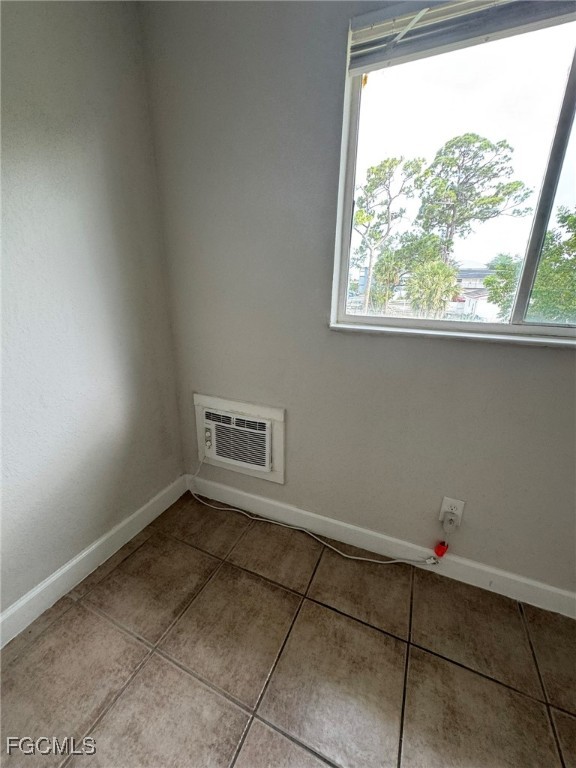 Fort Myers Condo: 2452 Stella Street